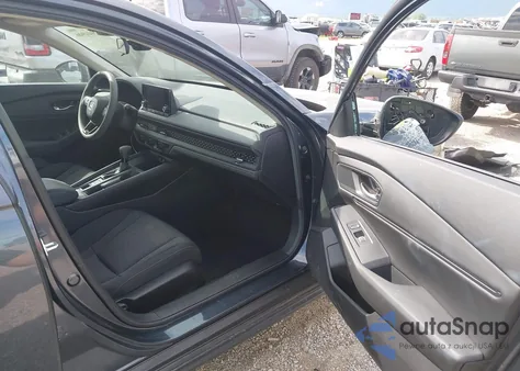 2024 Honda Accord Ex z USA, uszkodzony, nr VIN 1HGCY1F34RA014859